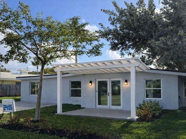 2416 NE 19th Ter , Wilton Manors, FL 33305