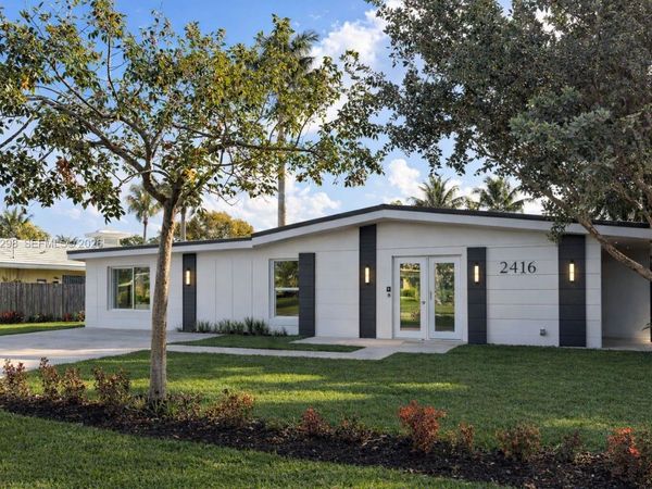 2416 NE 19th Ter , Wilton Manors, FL 33305