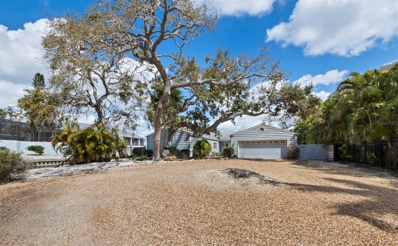 1267 Starboard Lane, Sarasota, FL 34242 Photo
