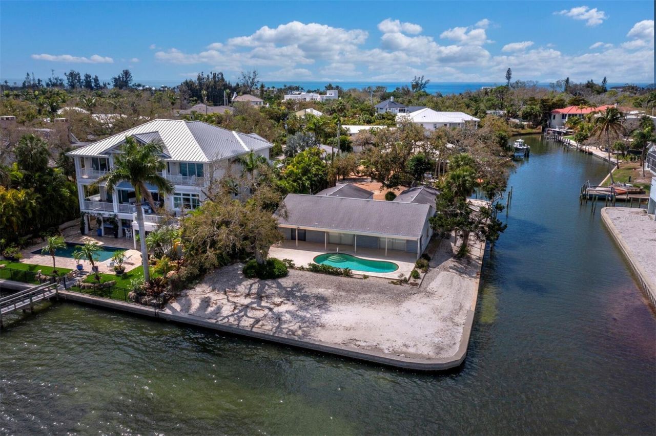 1267 Starboard Lane, Sarasota, FL 34242 Photo