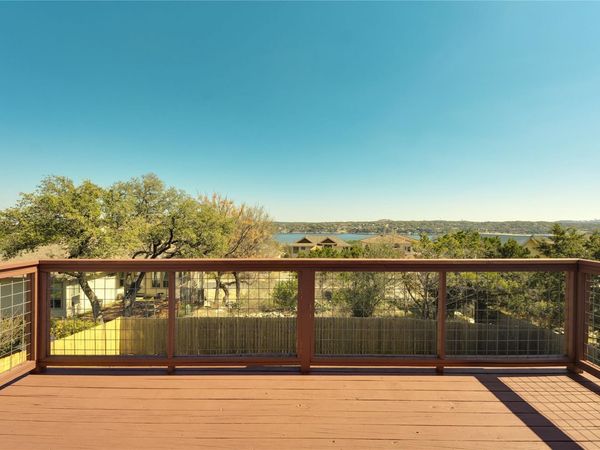 330 Southwind RD, Point Venture, TX 78645