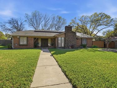 8709 Granite Court, Fort Worth, TX 76179