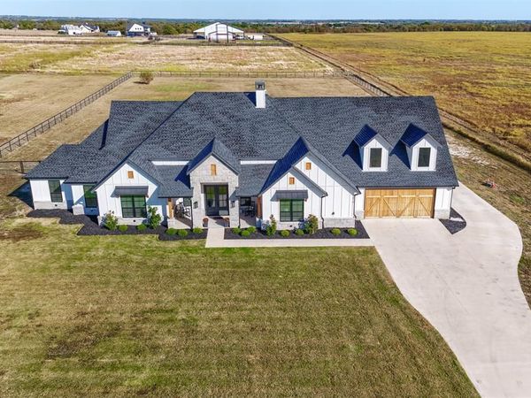 1810 Jc Maples Road, Gunter, TX 75058