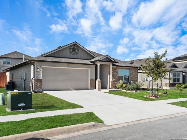 6919 Titan Park, Converse, TX 78109