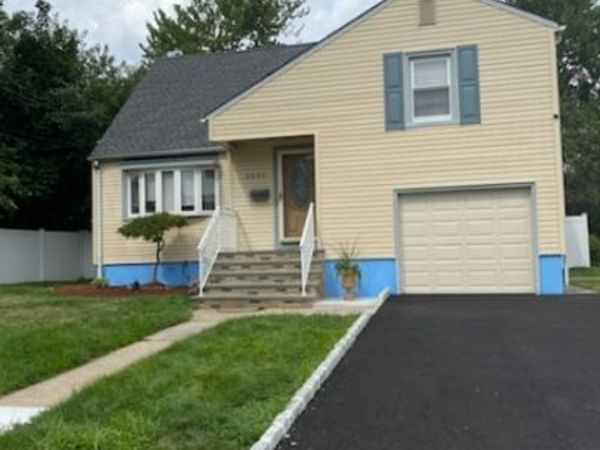 2543 Branford Ave, Union, NJ 07083