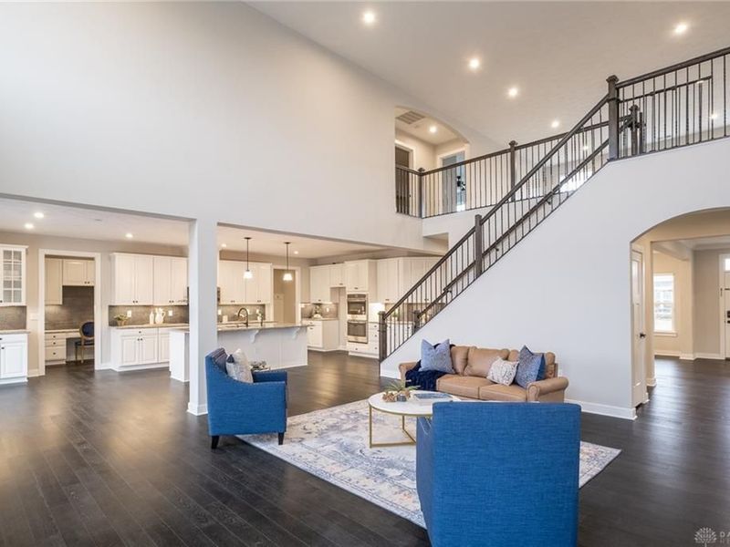 861 Acorn Drive, Sugarcreek Township, OH 45440 Photo 10