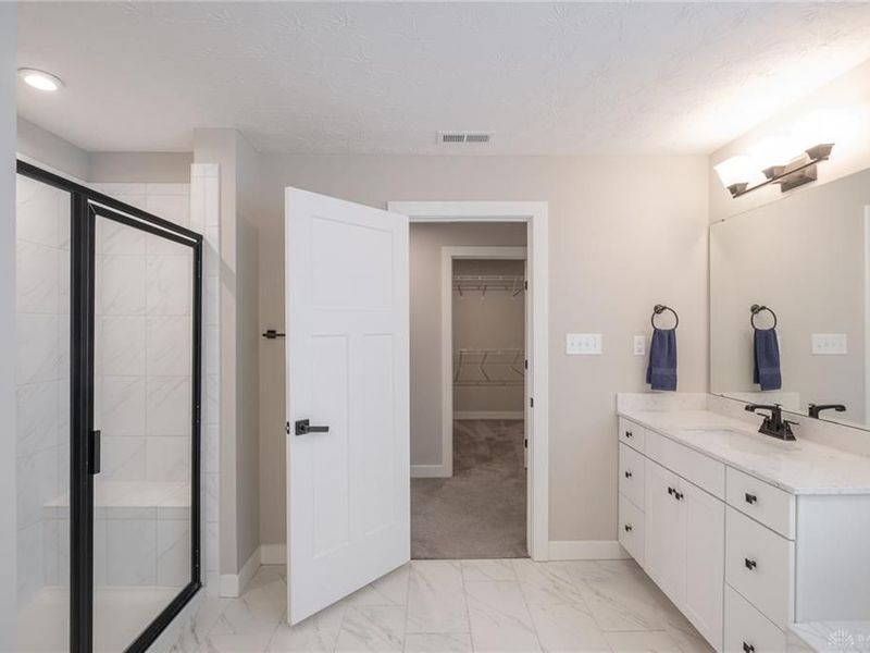 861 Acorn Drive, Sugarcreek Township, OH 45440 Photo 32