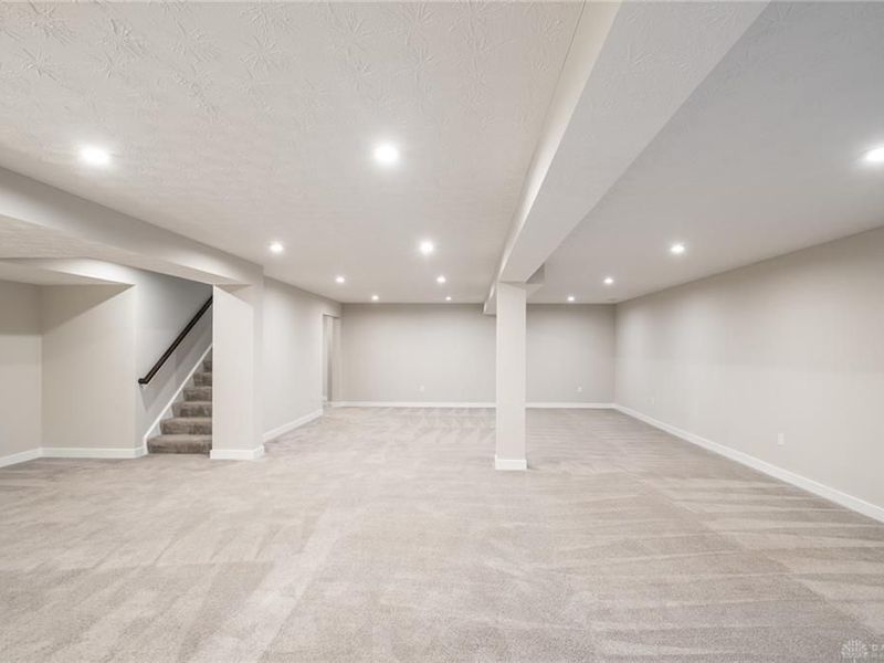 861 Acorn Drive, Sugarcreek Township, OH 45440 Photo 49