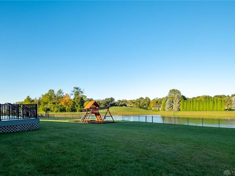 861 Acorn Drive, Sugarcreek Township, OH 45440 Photo 57