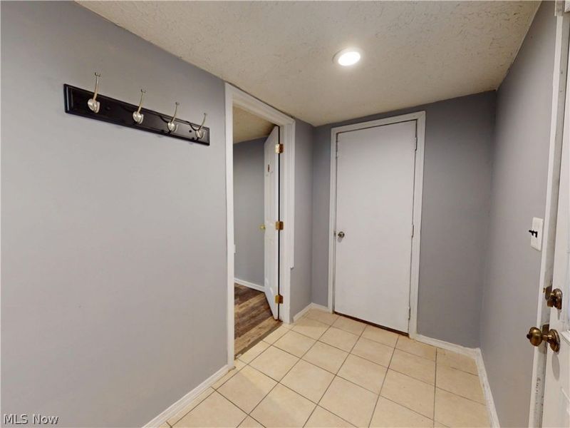 14801 Larkfield Drive, Brook Park, OH 44142 Photo 15