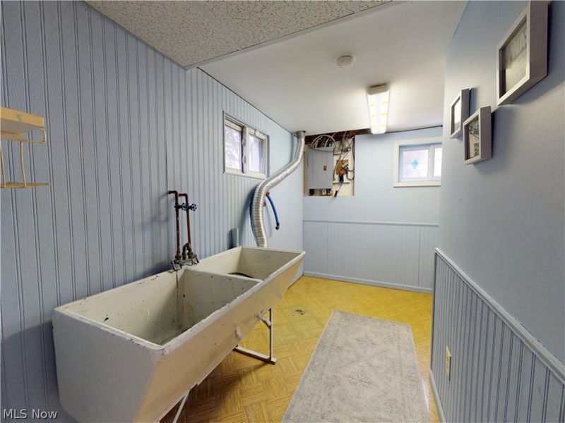 14801 Larkfield Drive, Brook Park, OH 44142 Photo 20