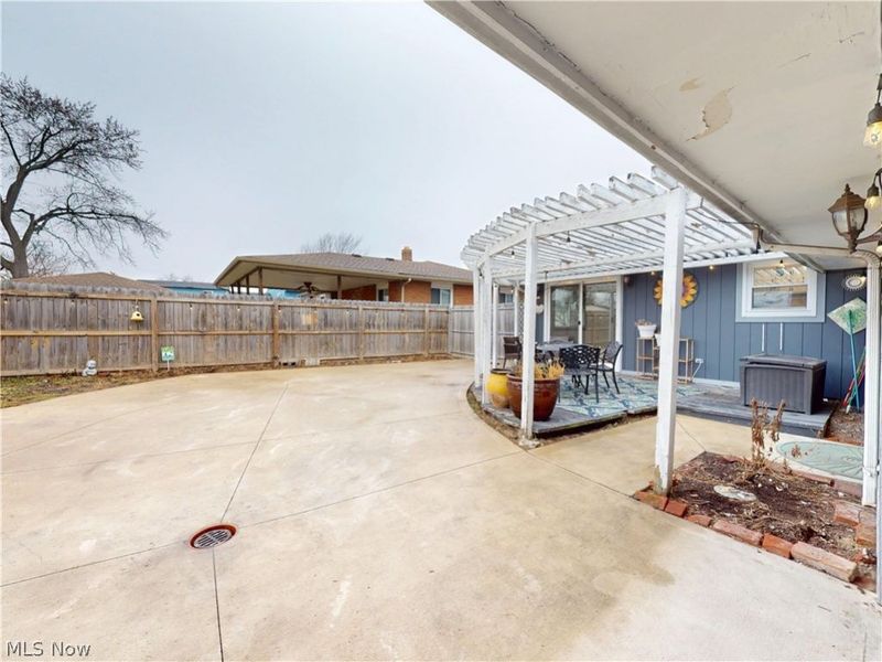 14801 Larkfield Drive, Brook Park, OH 44142 Photo 36