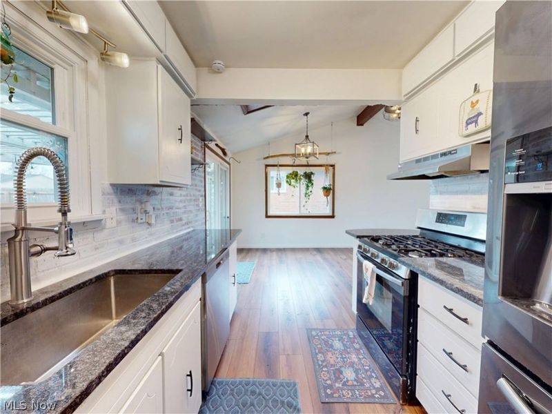 14801 Larkfield Drive, Brook Park, OH 44142 Photo 6