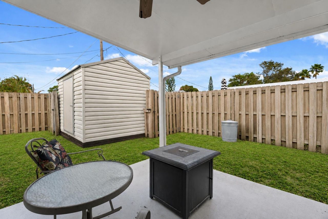 1341 SE Seashell Lane, Stuart, FL 34996 Photo