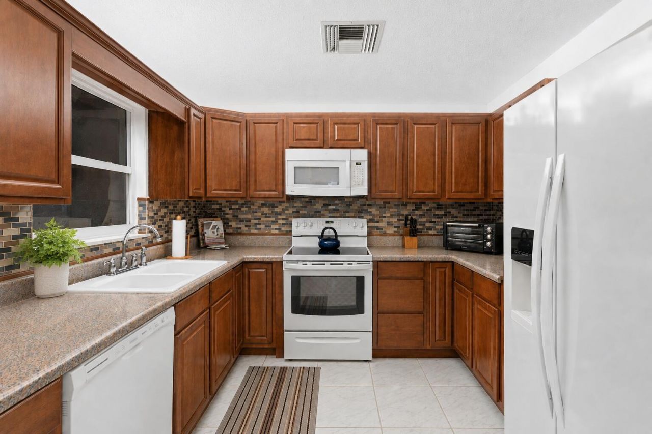 1341 SE Seashell Lane, Stuart, FL 34996 Photo