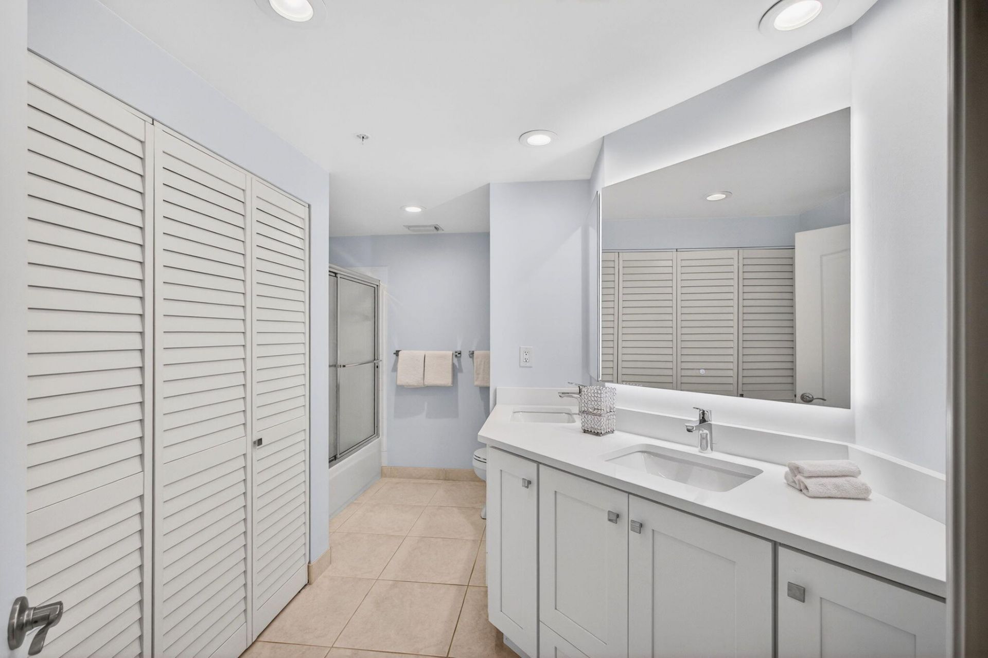 400 Uno Lago Drive, Unit 103, Juno Beach, FL 33408 Photo