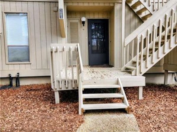 1083 Sea Cliff Drive N, Unit B, Daphne, AL 36526