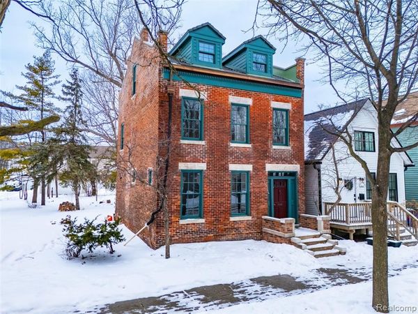 1356 Labrosse Street, Detroit, MI 48226