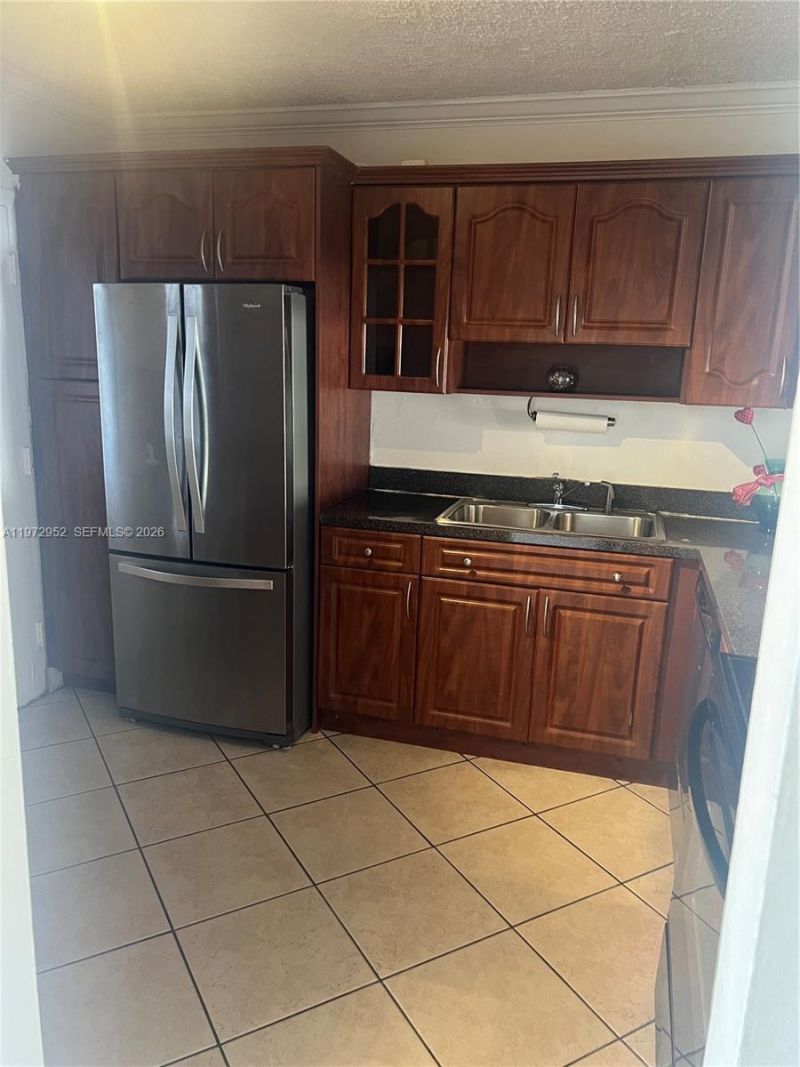 18601 NE 14th Ave, Unit 411, Miami, FL 33179 Photo