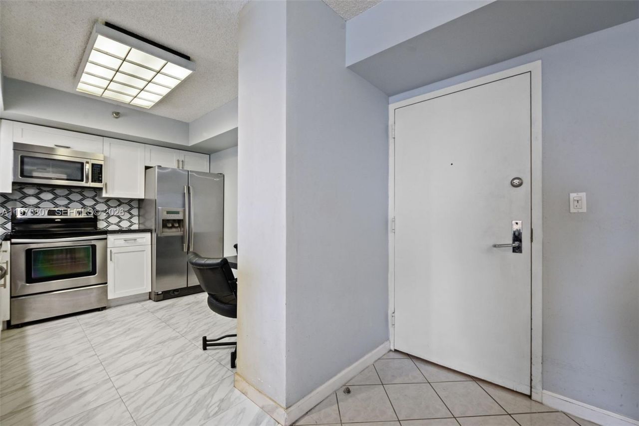 19101 NE 36th Ct , Unit 1003, Aventura, FL 33180 Photo