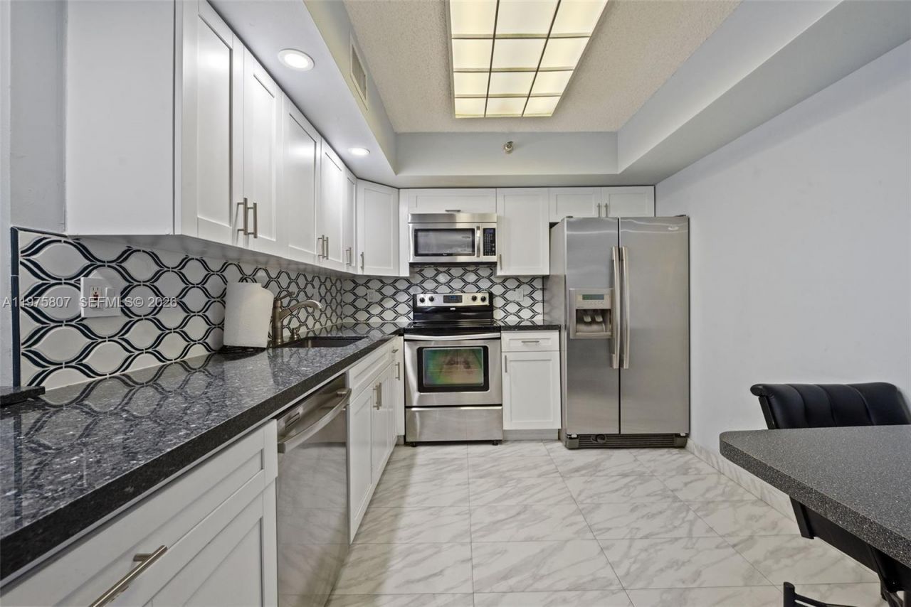 19101 NE 36th Ct , Unit 1003, Aventura, FL 33180 Photo