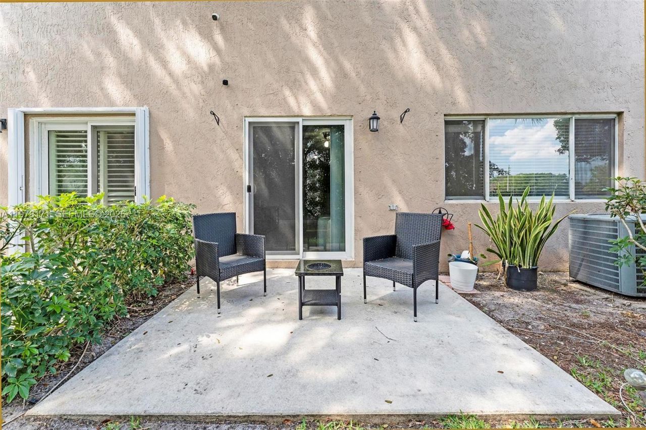 772 NW 132nd Ave, Plantation, FL 33325 Photo