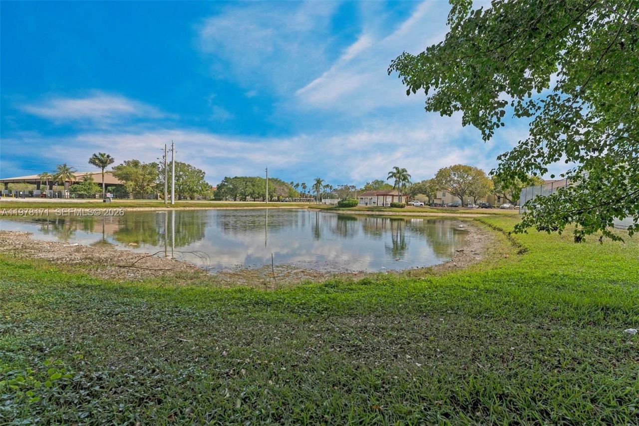 772 NW 132nd Ave, Plantation, FL 33325 Photo