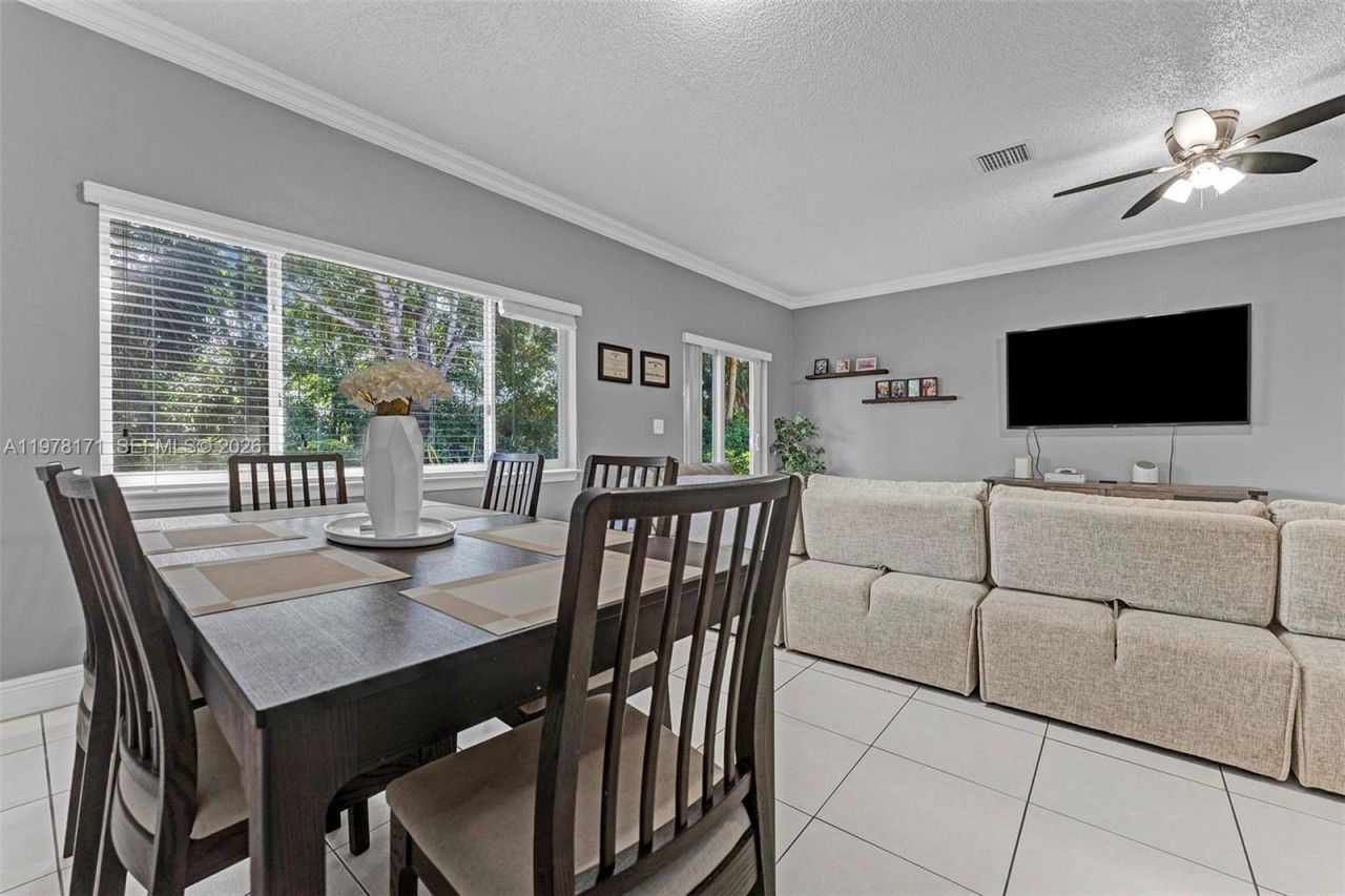 772 NW 132nd Ave, Plantation, FL 33325 Photo