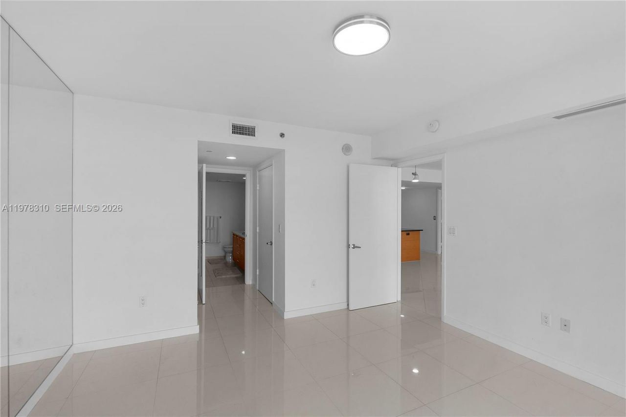 50 Biscayne Blvd , Unit 1902, Miami, FL 33132 Photo