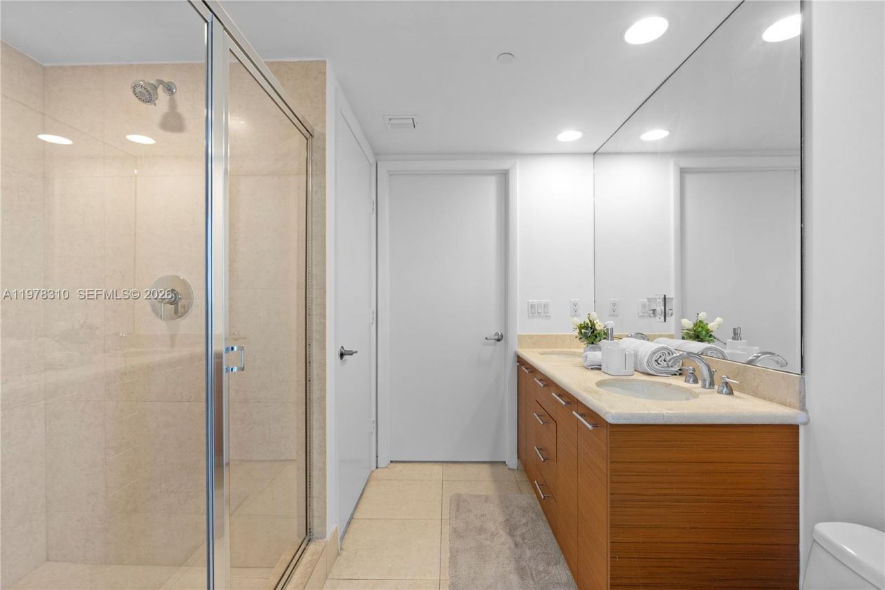 50 Biscayne Blvd , Unit 1902, Miami, FL 33132 Photo