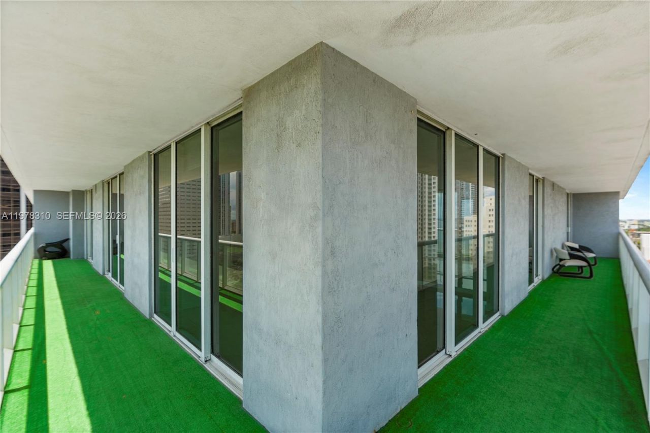 50 Biscayne Blvd , Unit 1902, Miami, FL 33132 Photo