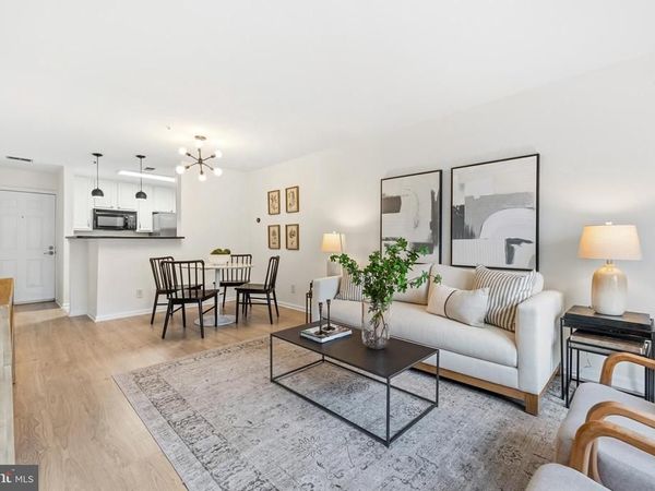 3175 SUMMIT SQUARE DRIVE, Unit 5-A12, OAKTON, VA 22124