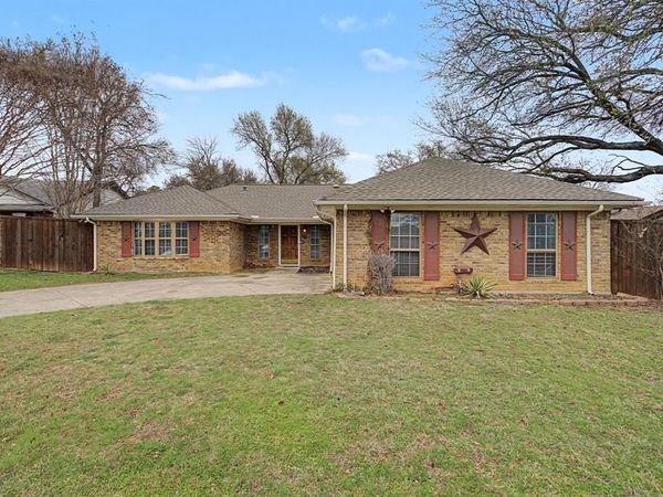 1213 Olmos Creek Place , Denton, TX 76205