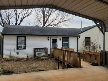 410 Breezewood Drive, Lynchburg, VA 24502