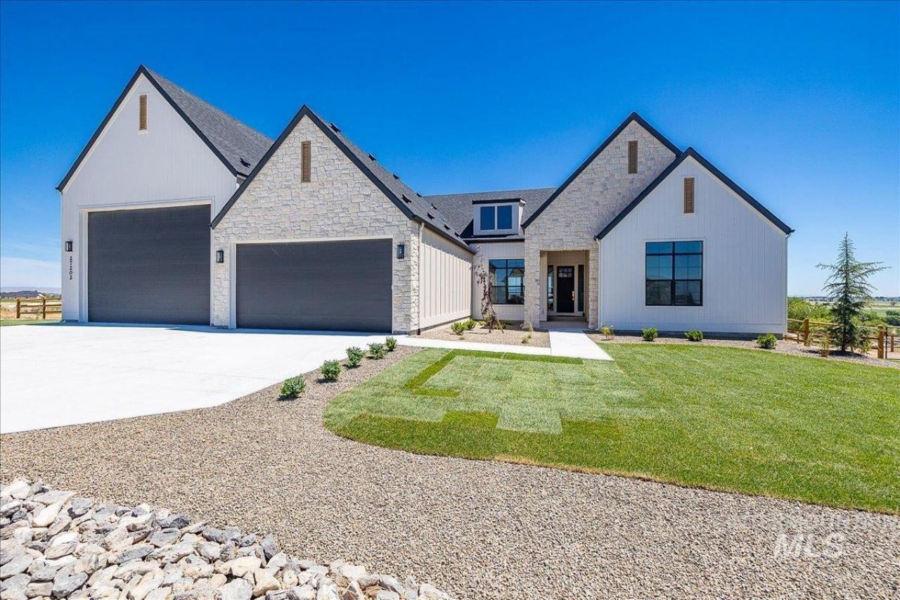 27202 Iron Horse, Caldwell, ID 83607 Main Photo