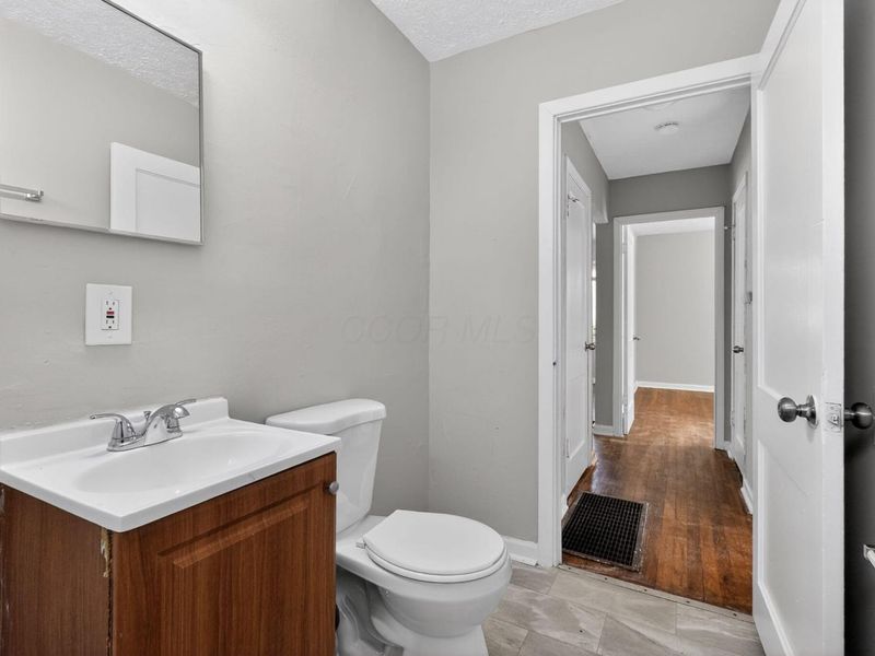 3081 Grasmere Avenue , Columbus, OH 43224 Photo 19