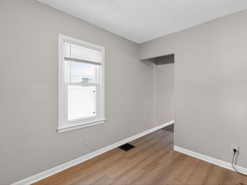 3081 Grasmere Avenue , Columbus, OH 43224 Photo 3