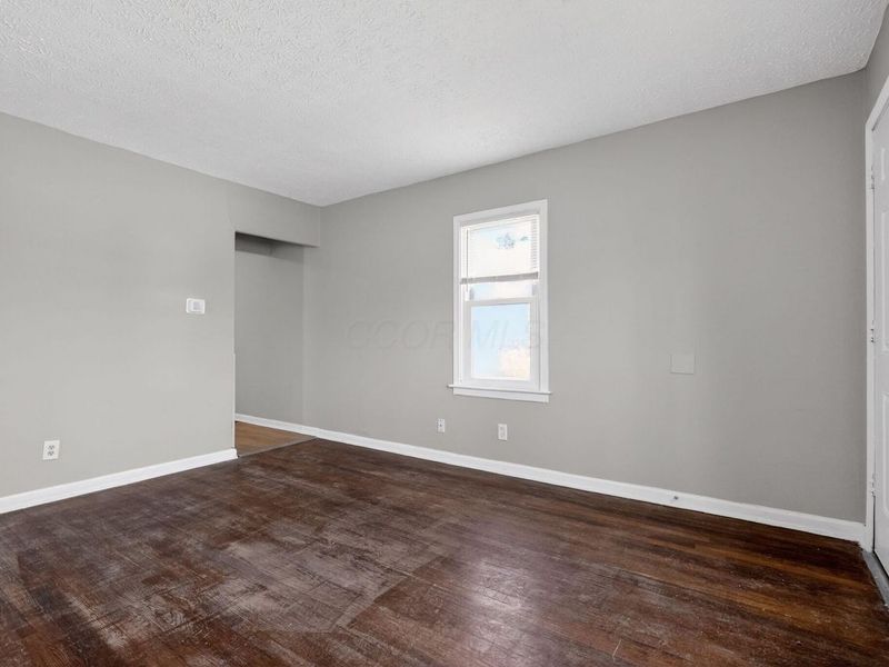 3081 Grasmere Avenue , Columbus, OH 43224 Photo 5