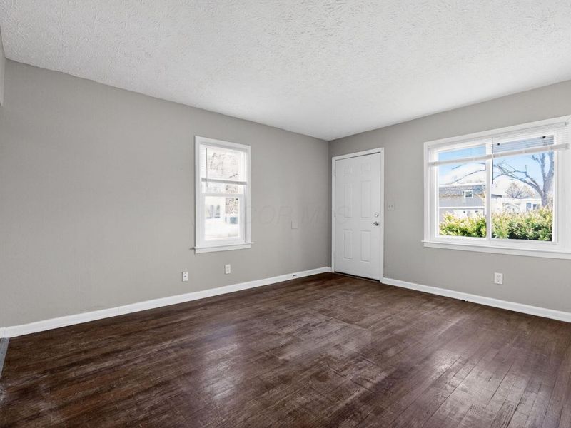 3081 Grasmere Avenue , Columbus, OH 43224 Photo 9