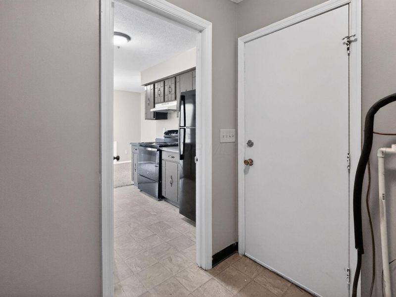 672 Liberty Lane , Westerville, OH 43081 Photo 23