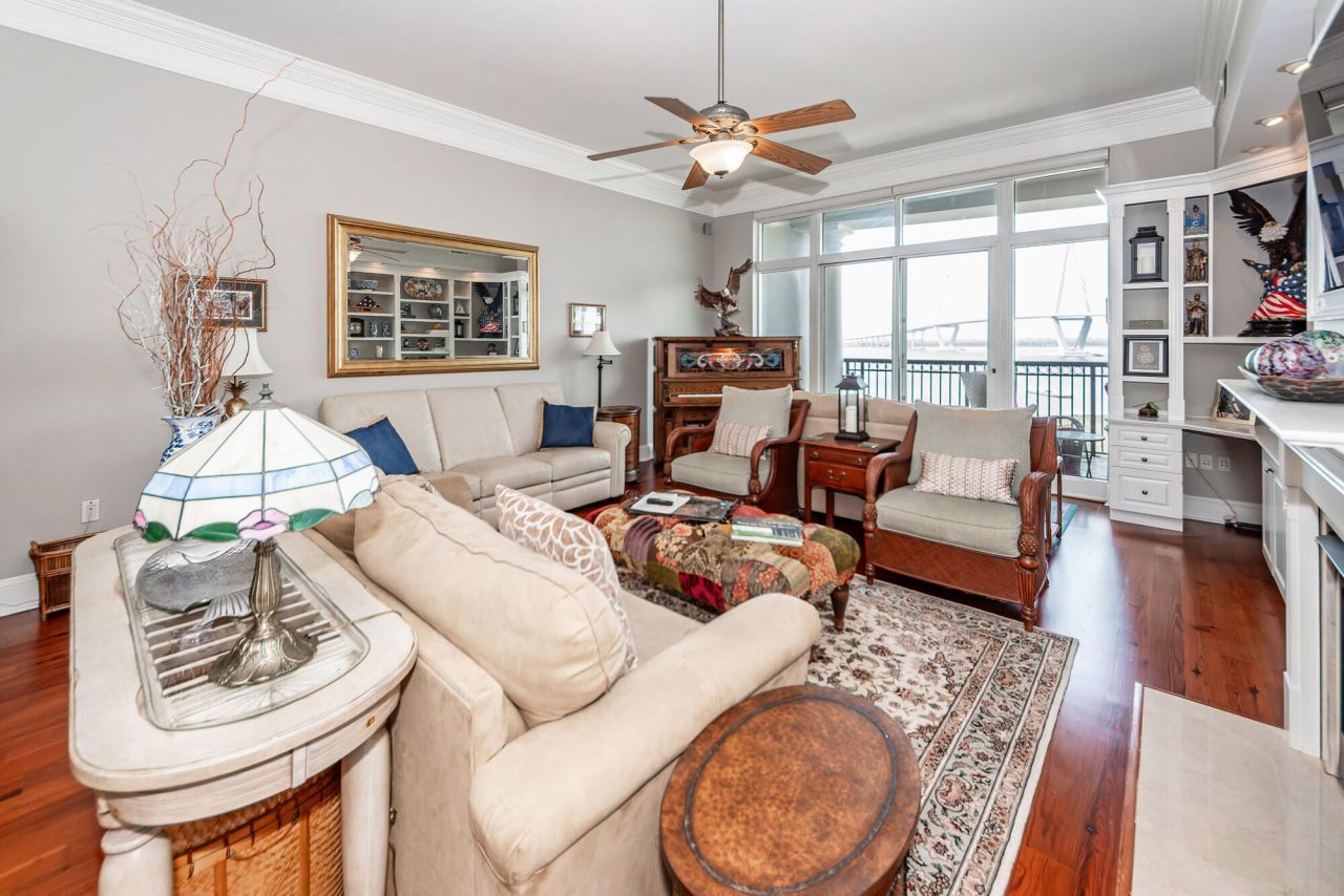 283 S Plaza Court Photo 10