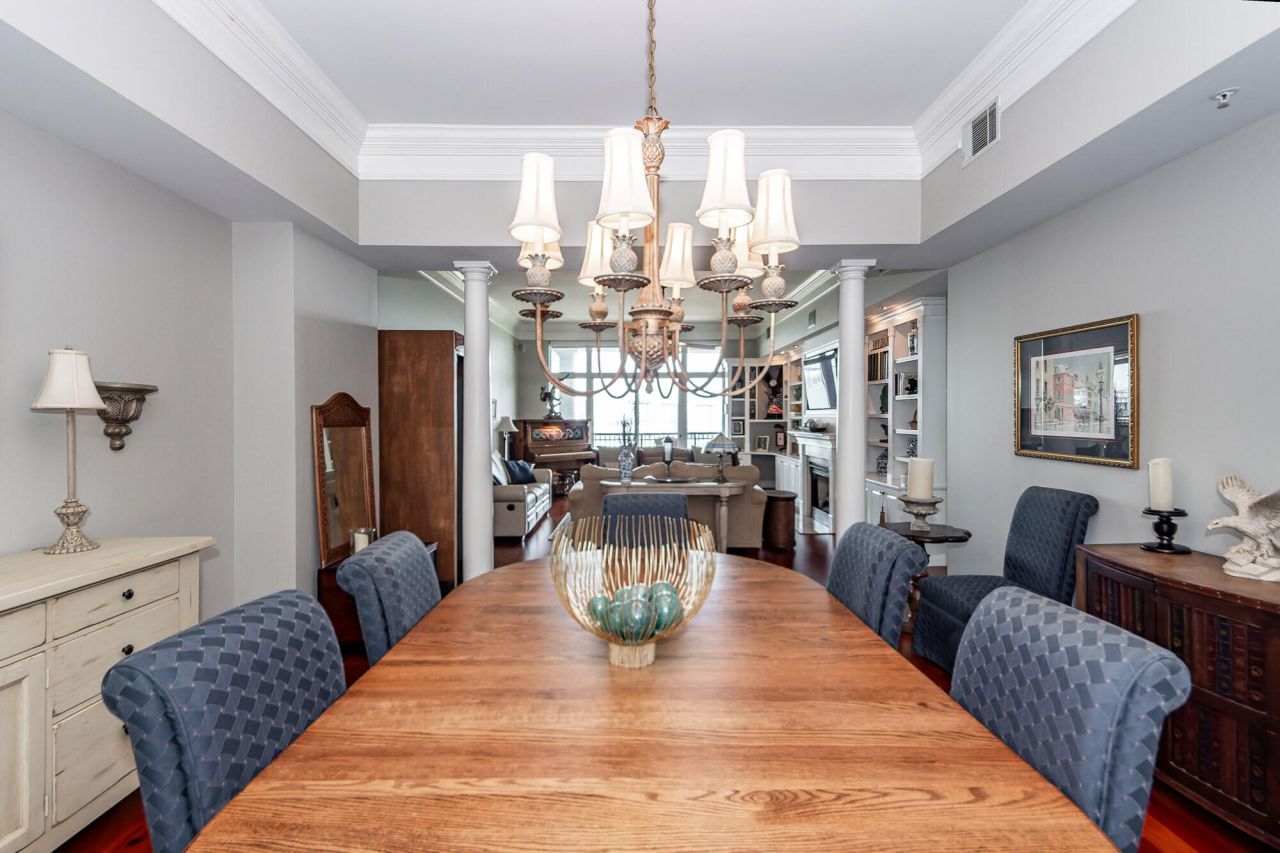 283 S Plaza Court Photo 17