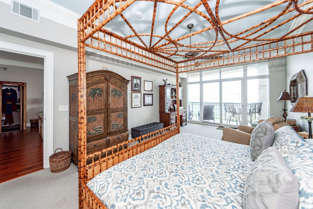 283 S Plaza Court Photo 19