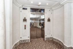 283 S Plaza Court photo 4