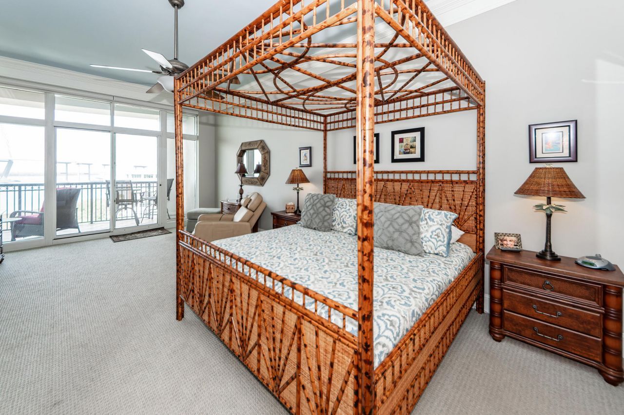 283 S Plaza Court Photo 20