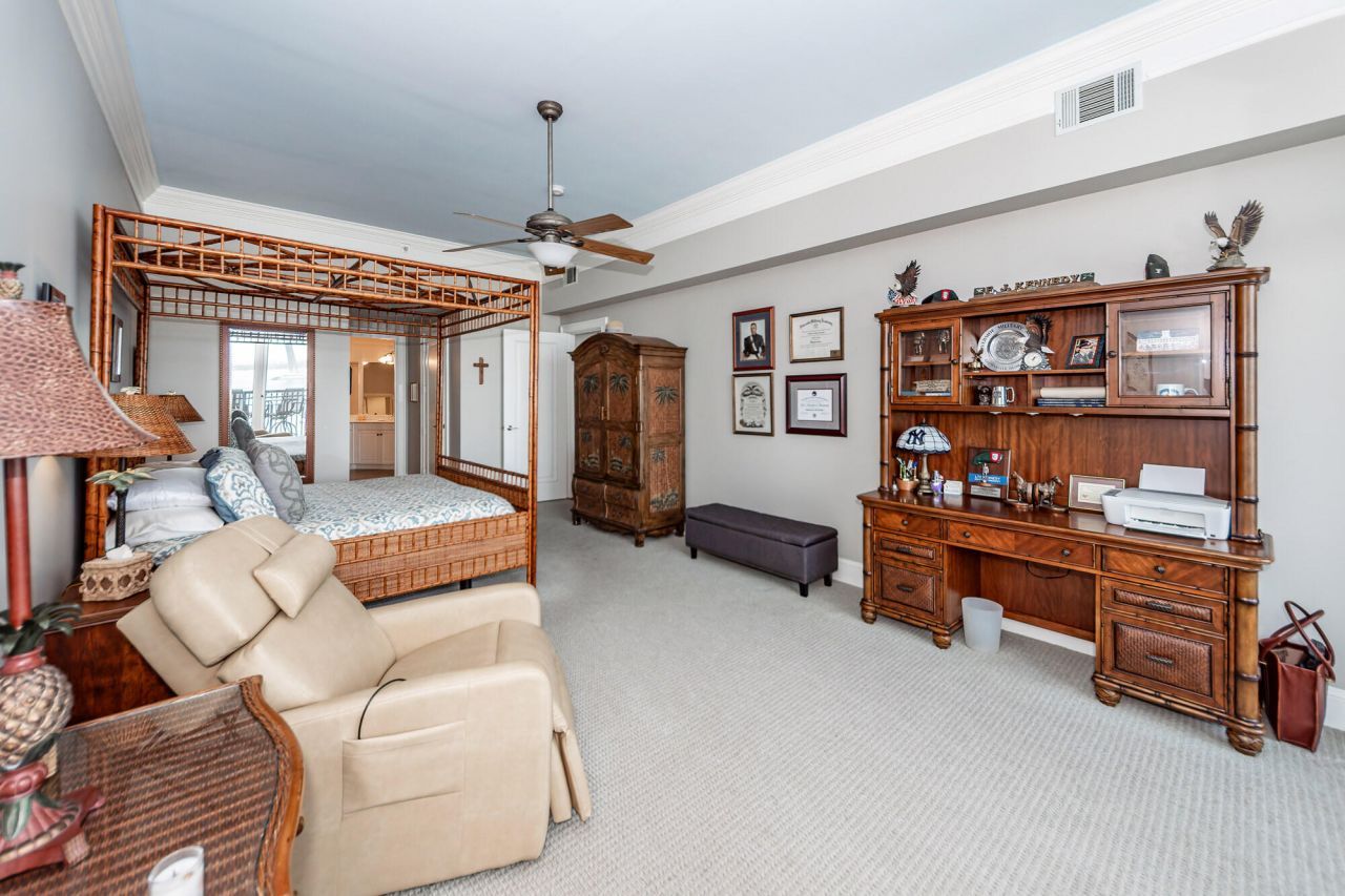 283 S Plaza Court Photo 22