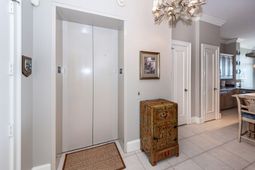 283 S Plaza Court photo 4