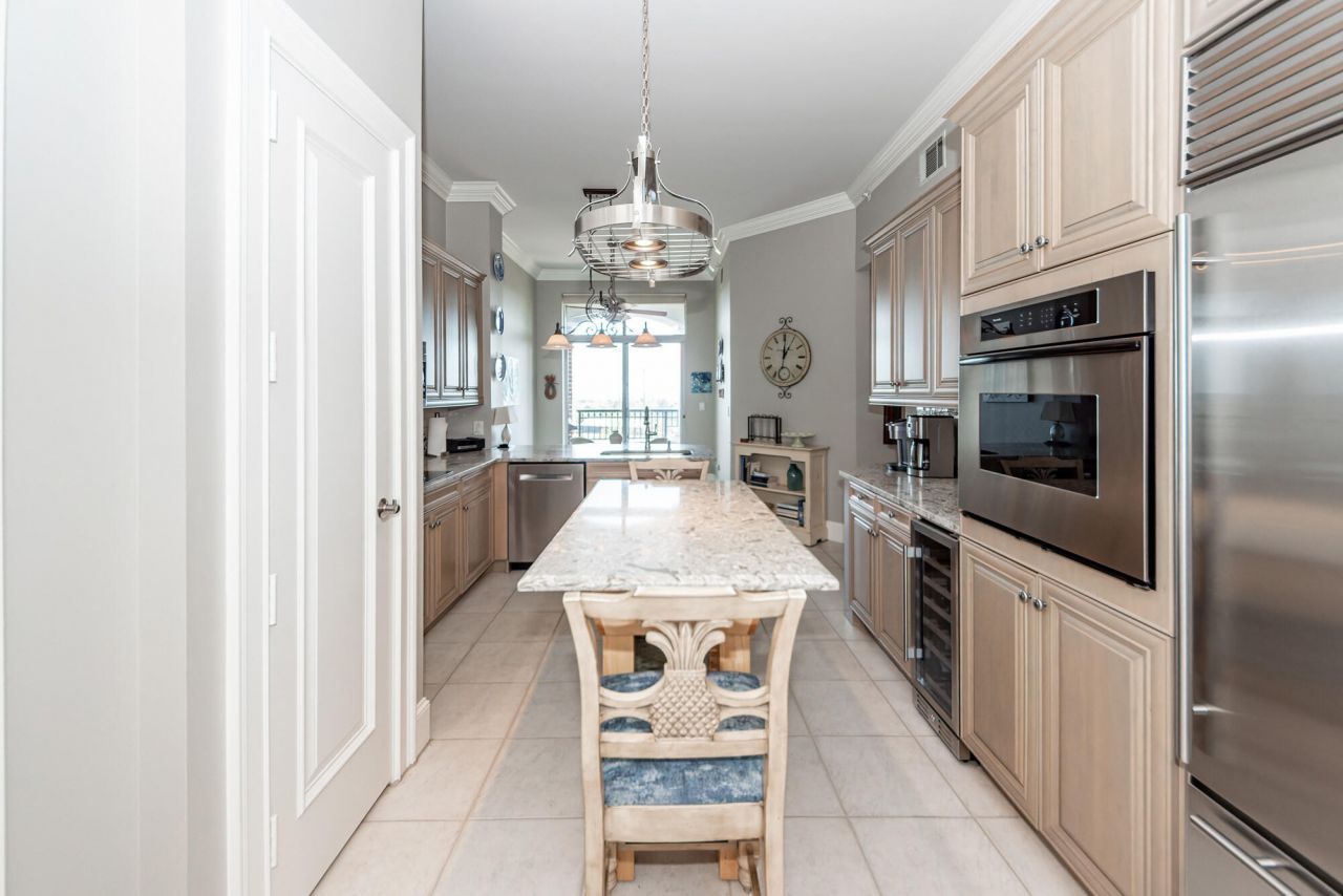 283 S Plaza Court Photo 36