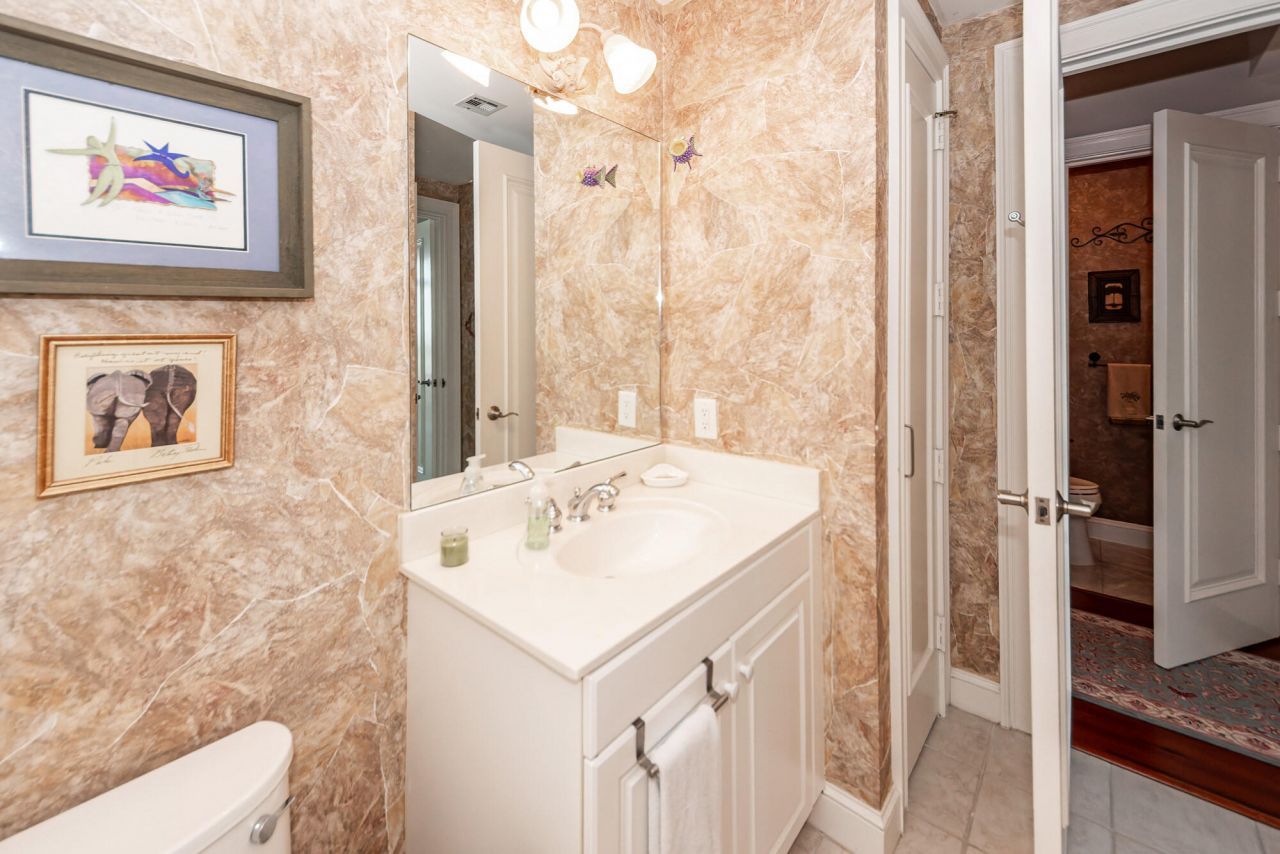 283 S Plaza Court Photo 44