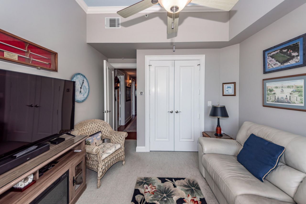 283 S Plaza Court Photo 45